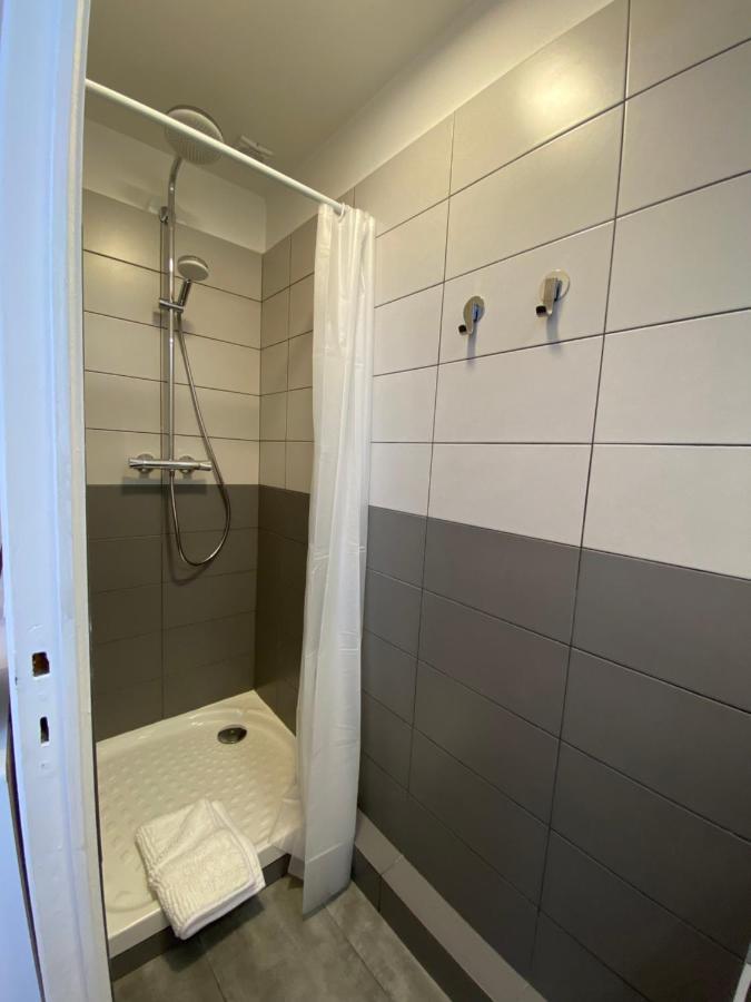 Le 23 - 2Eme Etage Apartment Arles Bagian luar foto
